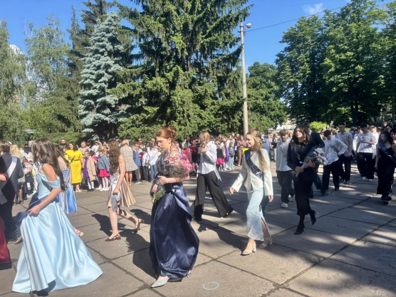 🔔 Останній дзвоник у Ліцеї №26 — день, який залишиться в серці назавжди! 🎓✨